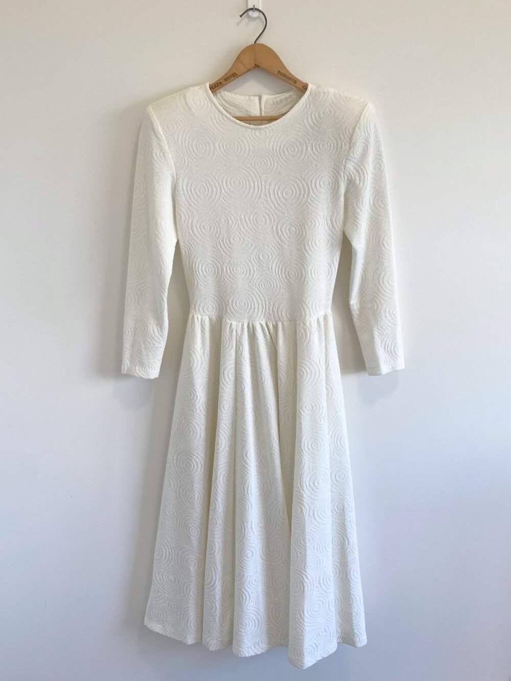 Vintage White Long Sleeve Damask Dress / 80s / Made in Canada
